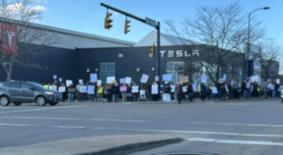 Filename=BOYCOTT_TESLA_EVERYWHERE_8543.png
Filesize=161KiB
Dimensions=441x242
Date added=Sep 23, 2026 BOYCOTT_TESLA_EVERYWHERE_8543.png