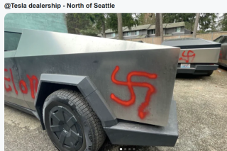 FASCIST_MUSK_IS_COMING.png