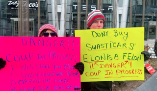 PROTEST_TESLA_MUSK_5432.png
