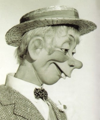 mortimer snerd-1
Keywords: Big tech mobsters,Dark money payola, Rare Earth Mines, New America Foundation Corruption, Obama, Obama Campaign Finance, Obama FEC violations, Palo Alto Mafia, Paypal Mafia, Pelosi Corruption, Political bribes, Political Insider,  Eric Schmidt Sex Penthou