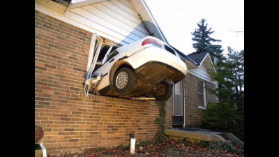 ANOTHER DRUNK TESLA DRIVER ELON MUSK IS A LIAR SCAMMER POLITICAL BRIBERY CROOK
Keywords: UraniumOne, Venture Capital Collusion, Vinod Khosla, Goldman Sachs Stock Market Rigging, Gay Silicon Valley, Google bribes regulators, Silicon Valley No Poaching Lawsuit, The AngelGate Scandal, stock market rigging, google election rigging, frank guistra,